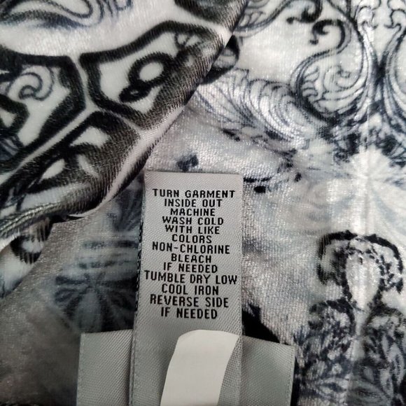 Catherines Top Plus Size 0X Velvet Stretch 3/4 Sleeve Casual Pullover Gray‎ - Picture 6 of 6